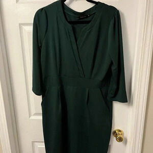 Women’s Hi Queen Dress Size XL